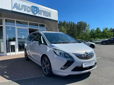 Gebraucht Opel Zafira Tourer Innovation 131 PS (96 kW) 2012 Andere Van / Kleinbus