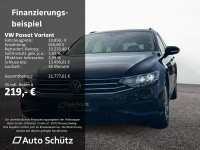 Gebraucht VW Passat Basis 150 PS (110 kW) 2022 Schwarz Kombi