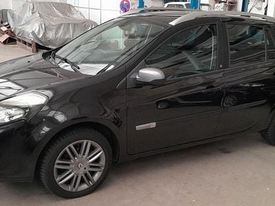 Gebraucht Renault Clio GrandTour Night&Day 103 PS (75 kW) 2010 Schwarz Kombi