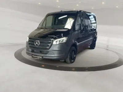 Gebraucht Mercedes Sprinter 114 PS (83 kW) 2023 Tiefschwarz Van