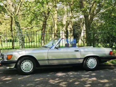 Gebraucht Mercedes 560 242 PS (177 kW) 1987 Gold Coupé