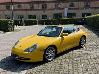 Porsche 911 Carrera Cabriolet