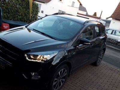 gebraucht Ford Kuga 2,0 TDCi 4x2 110kW ST-Line ST-Line