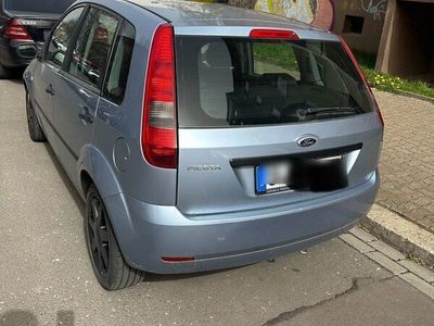 gebraucht Ford Fiesta 1.3