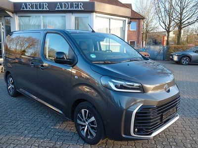Gebraucht Toyota Proace Verso 177 PS (130 kW) 2025 Grau Kombi