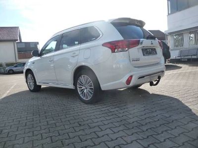 Mitsubishi Outlander P-HEV