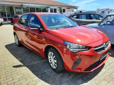 Gebraucht Opel Corsa Edition 75 PS (55 kW) 2020 Chili rot/kardio rot Kleinwagen