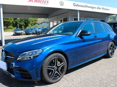 Gebraucht Mercedes C300 Business 258 PS (189 kW) 2020 Blau