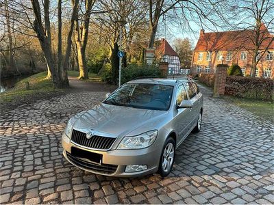 Gebraucht Skoda Octavia 105 PS (77 kW) 2012 Beige Kombi