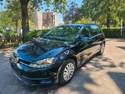 Gebraucht VW Golf VII 116 PS (85 kW) 2018 Schwarz Limousine