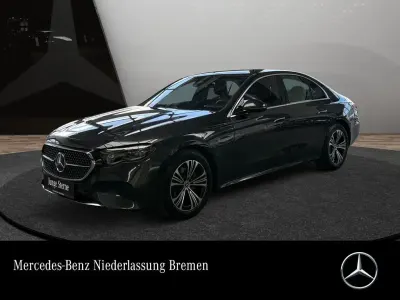 Używany Mercedes E220 Advanced Plus 197 KM (144 kW) 2025 Szary Sedan/Limuzyna