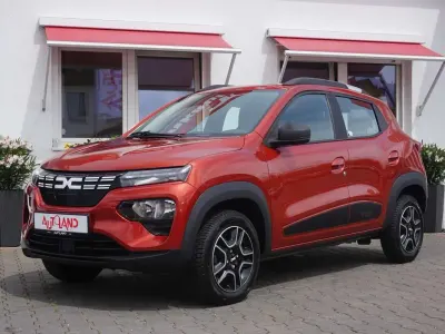 Gebraucht Dacia Spring Comfort 33 kW (45 PS) 2021 Polarweiss Kleinwagen