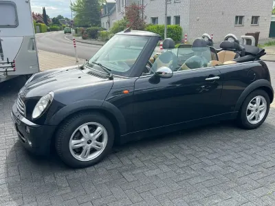 Occasion Mini Cooper Cabriolet 116 PK (85 kW) 2005 Zwart Cabriolet