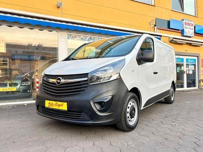 Weiß Gebraucht 2017 Opel Vivaro Van / Kleinbus | 7.350 € (Superpreis)