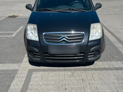 Gebraucht Citroën C2 60 PS (44 kW) 2009 Schwarz Kleinwagen