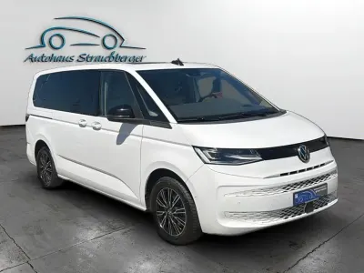 Gebraucht VW Multivan Basis 150 PS (110 kW) 2024 Weißkeine angabe Van / Kleinbus