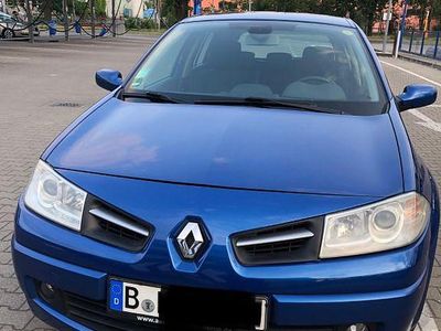 Gebraucht Renault Mégane II 110 PS (80 kW) 2008 Blau Limousine
