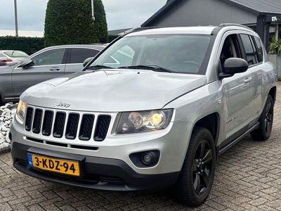 Usado Jeep Compass Sport 156 HP (114 kW) 2013 Cinzento SUV