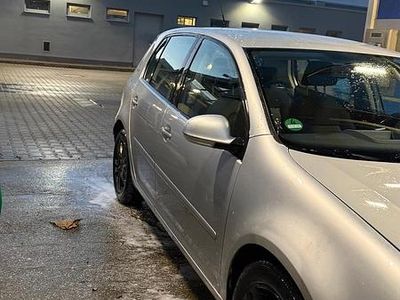 Gebraucht VW Golf V 104 PS (76 kW) 2007 Silber Kleinwagen