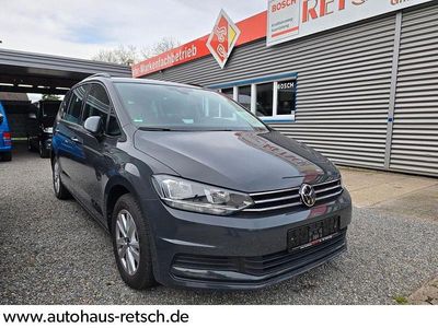Gebraucht VW Touran Comfortline 122 PS (89 kW) 2023 Grau Van / Kleinbus