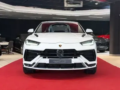 Gebraucht Lamborghini Urus 666 PS (489 kW) 2024 Weiß SUV