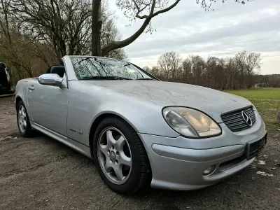 Second-hand Mercedes SLK200 163 CP (119 kW) 2004 Argintiu Cabrio