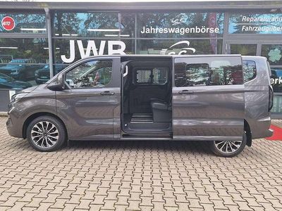 Neu Ford Tourneo Titanium 170 PS (125 kW) 2025 Carbonized grey Van / Kleinbus