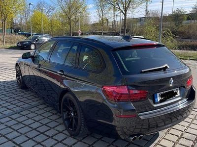 Gebraucht BMW 520 Luxury Line 190 PS (139 kW) 2015 Grau Kombi