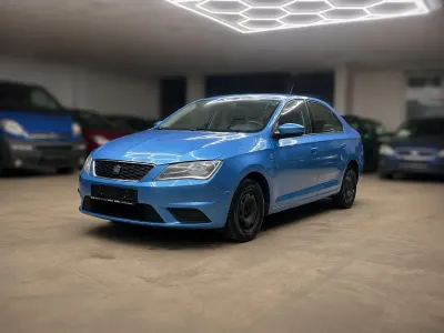 Gebraucht Seat Toledo Reference 86 PS (63 kW) 2013 Blau Kleinwagen