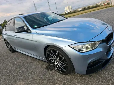Gebraucht BMW 330 Shadowline 258 PS (189 kW) 2014 Blau Limousine