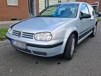 VW Golf IV