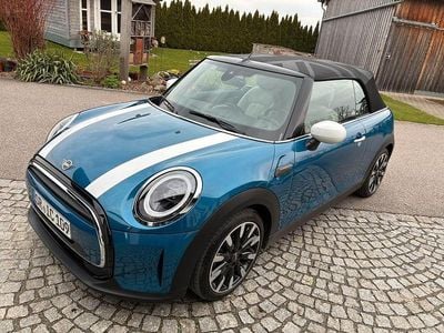 Usado Mini Cooper Classic 136 HP (100 kW) 2024 Azul Citadino