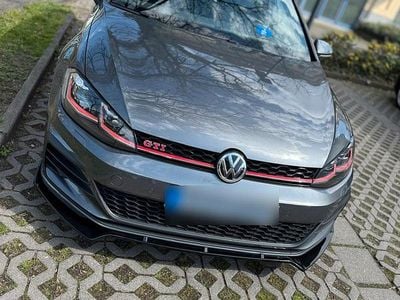Usata VW Golf VII Sportline 245 CV (180 kW) 2019 Grigio Berlina