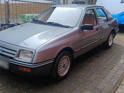 Usata Ford Sierra 75 CV (55 kW) 1984 Argento Berlina