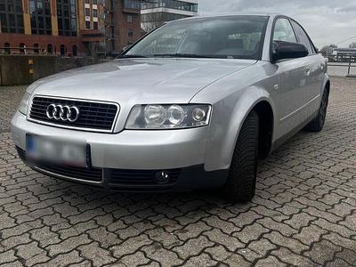 Gebraucht Audi A4 2002 Silber Limousine