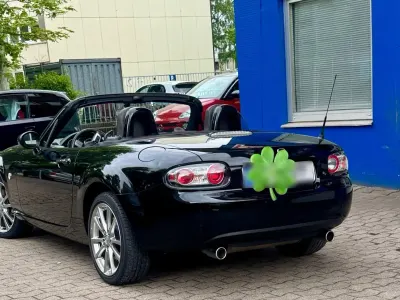 Gebraucht Mazda MX5 126 PS (92 kW) 2008 Schwarz Cabrio