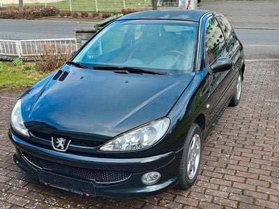Gebraucht Peugeot 206 75 PS (55 kW) 2006 Schwarz Kleinwagen