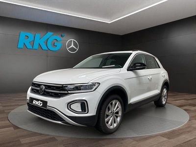 Second-hand VW T-Roc Style 150 CP (110 kW) 2023 Alb SUV