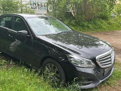 Mercedes E220