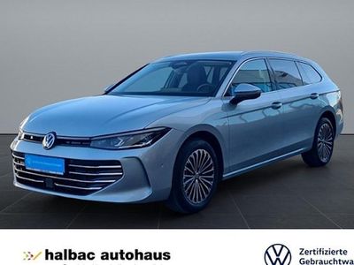 Gebraucht VW Passat 150 PS (110 kW) 2025 Silbern Kombi