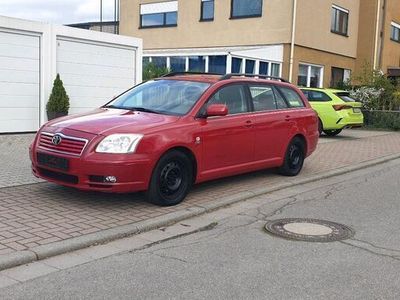 gebraucht Toyota Avensis 2.2 DI !! Tüv !!