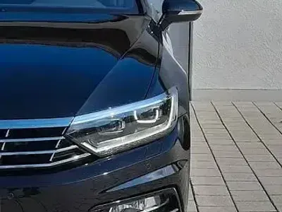 Second-hand VW Passat Sport 240 CP (176 kW) 2015 Negru Break