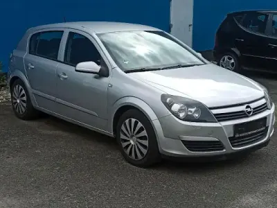 Gebraucht Opel Astra 115 PS (84 kW) 2004 Grau Kleinwagen
