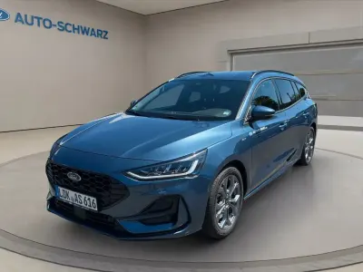 Gebraucht Ford Focus ST-Line 125 PS (91 kW) 2024 Blau Limousine