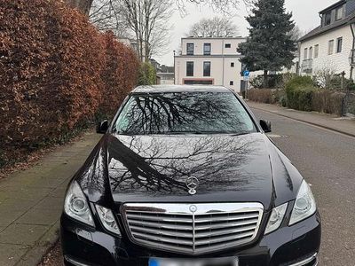 Usata Mercedes E200 Elegance 184 CV (135 kW) 2011 Nero Berlina