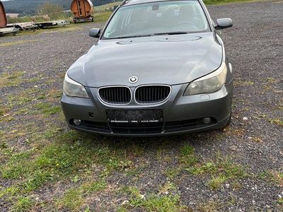 BMW 525