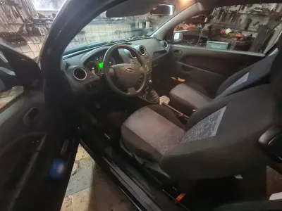 Gebraucht Ford Fiesta 60 PS (44 kW) 2006 Schwarz Kleinwagen
