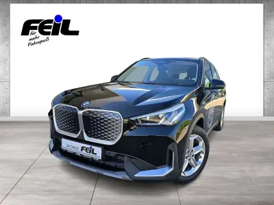 Gebraucht BMW iX1 150 kW (204 PS) 2025 Schwarz SUV