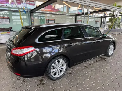 Gebraucht Peugeot 508 SW Allure 156 PS (114 kW) 2011 Schwarz Kombi