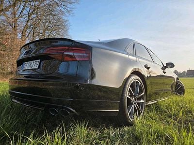 Second-hand Audi S8 plus Ambiente 605 CP (444 kW) 2017 Negru Berlinǎ
